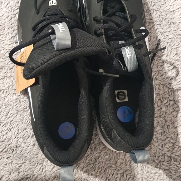 Nike Black and White Sneakers - Picture 5 of 8